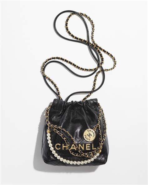 chanel 22 bag medium price|chanel 22 bag small black.